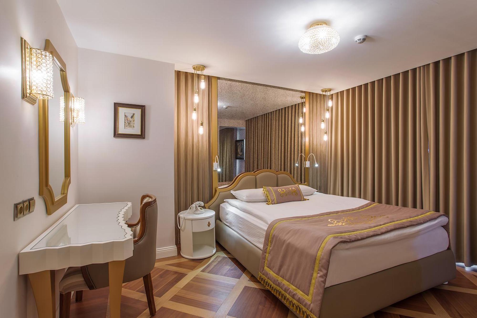 Izmir Palas Hotel Quarto foto
