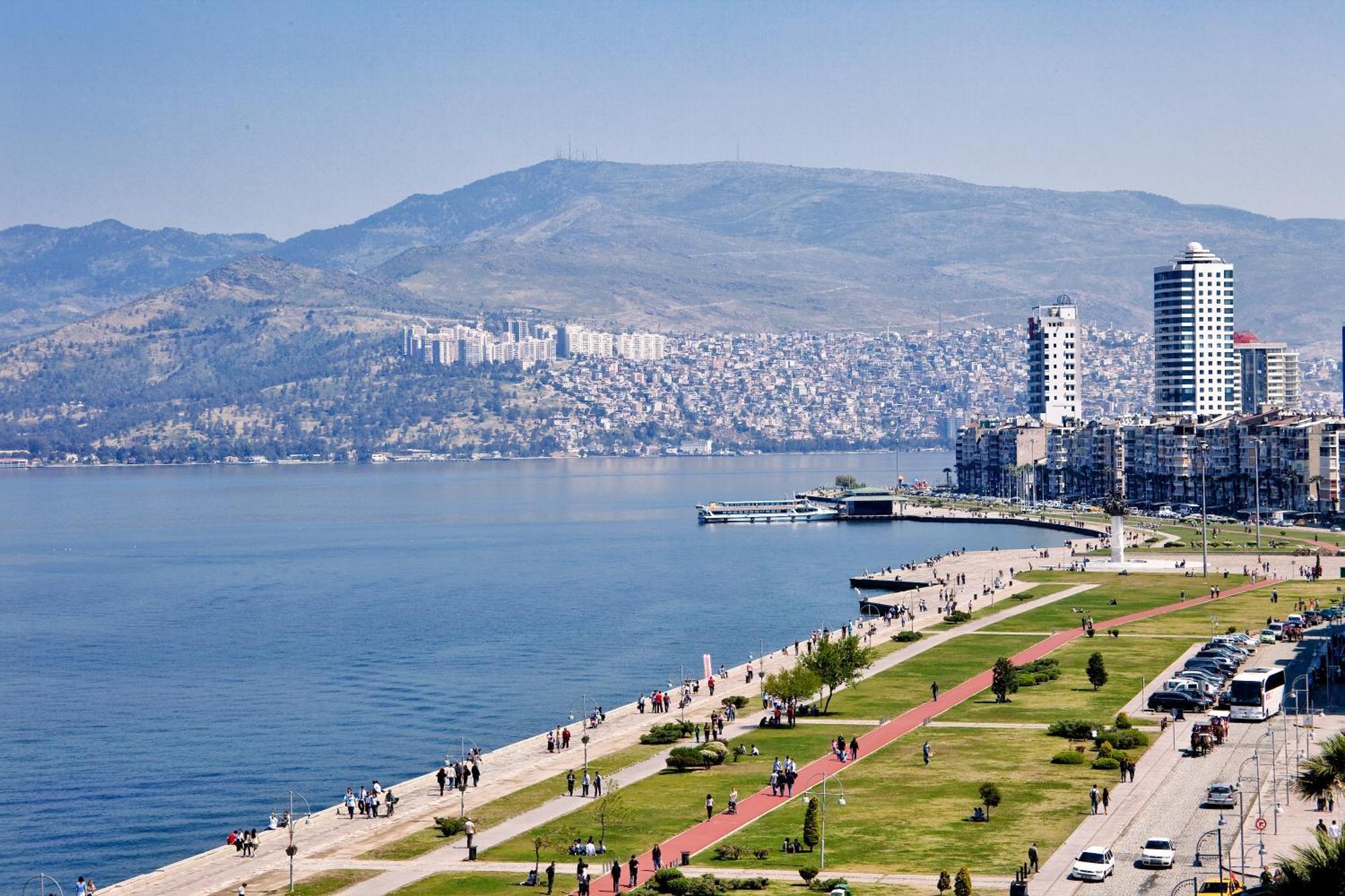 Izmir Palas Hotel Exterior foto